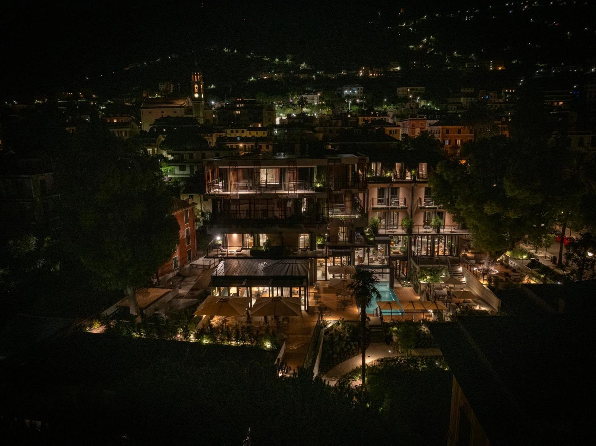 Hotel Capitolo Riviera Janov Exteriér fotografie